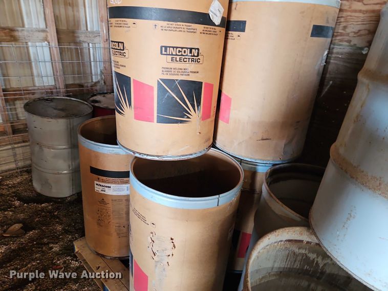 image for item EB8351 Tanks and barrels