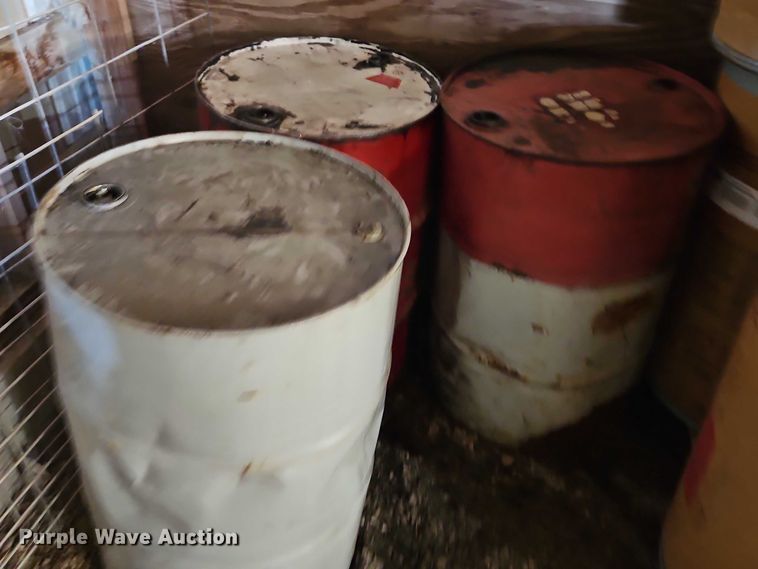 image for item EB8351 Tanks and barrels