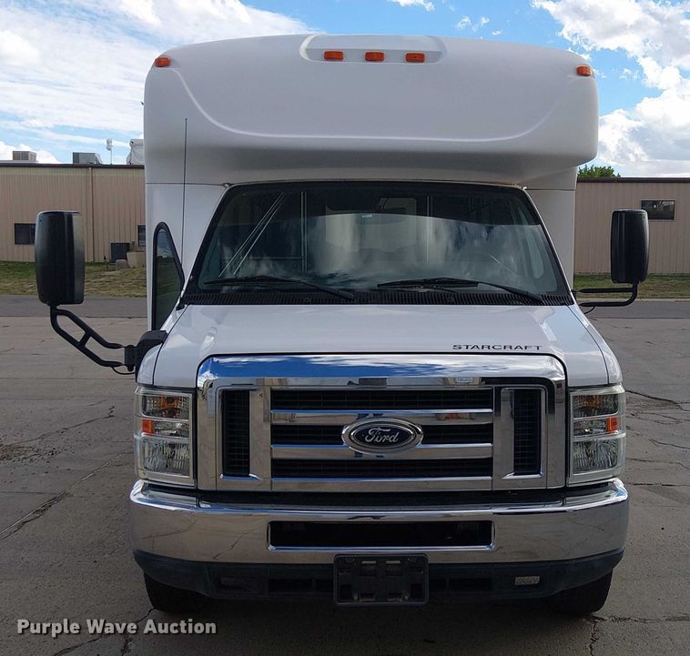 image for item EC1202 2012 Ford E450 shuttle bus