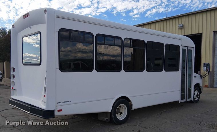 image for item EC1202 2012 Ford E450 shuttle bus