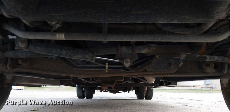 image for item EC1202 2012 Ford E450 shuttle bus