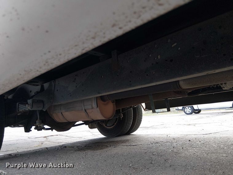 image for item EC1202 2012 Ford E450 shuttle bus