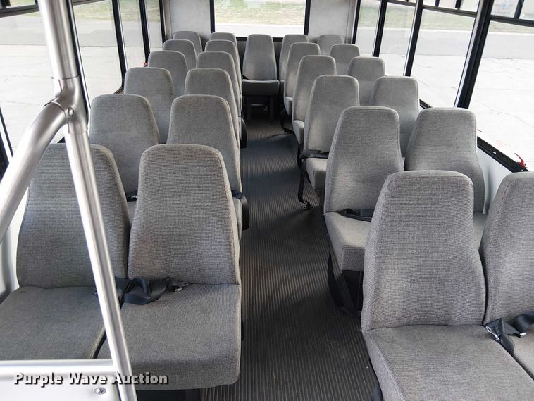 image for item EC1202 2012 Ford E450 shuttle bus