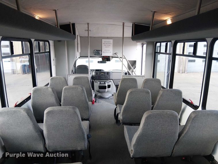 image for item EC1202 2012 Ford E450 shuttle bus