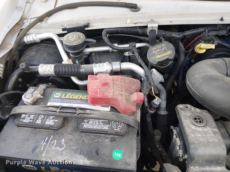 image for item EC1202 2012 Ford E450 shuttle bus