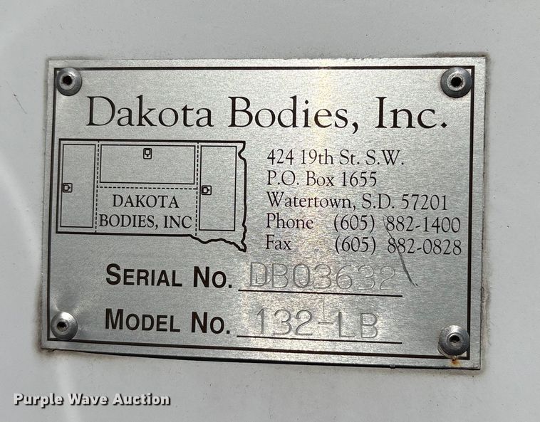 image for item EC8070 2001 Ford F650 Super Duty bucket truck