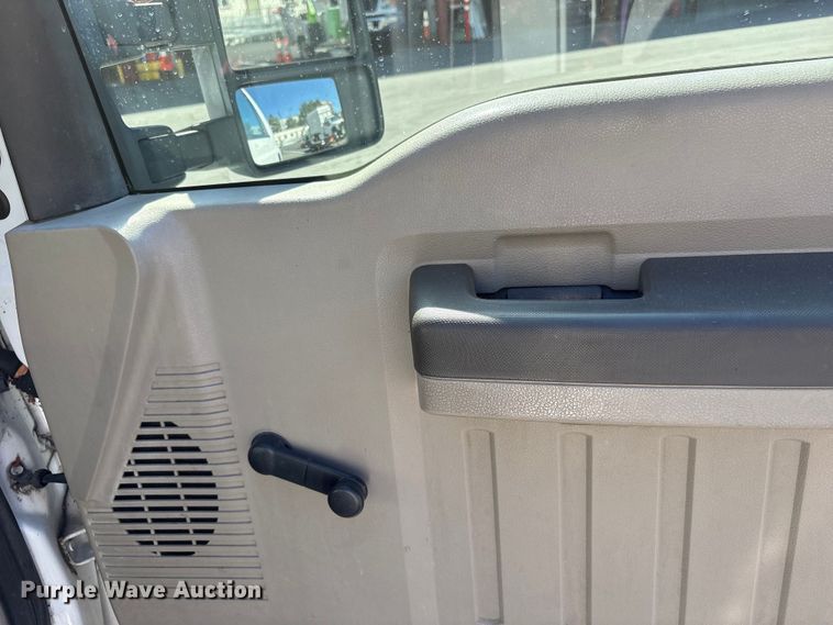 image for item EC8071 2008 Ford F250 Super Duty pickup truck