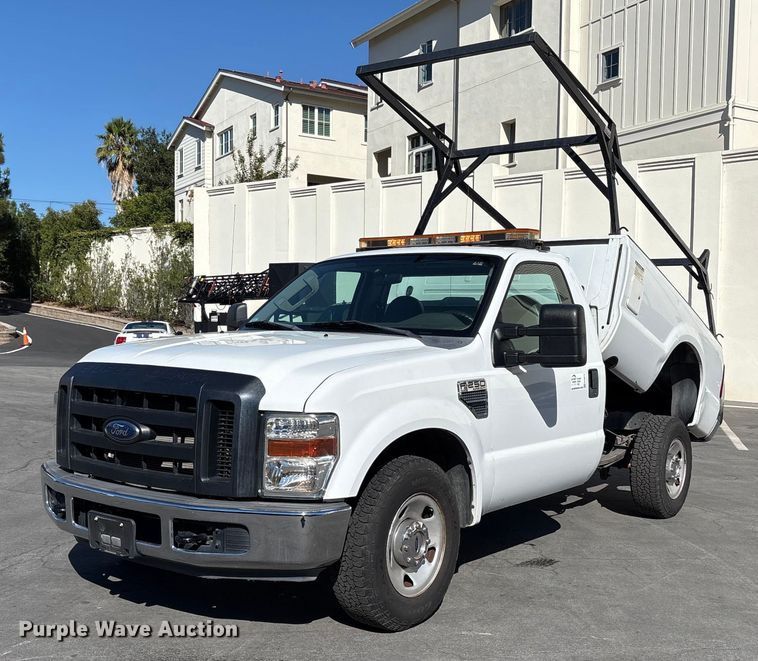 image for item EC8072 2009 Ford F250 Super Duty dump bed pickup truck