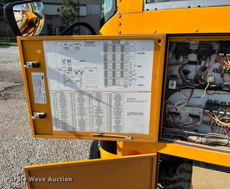 image for item ED2238 2010 Blue Bird All American school bus