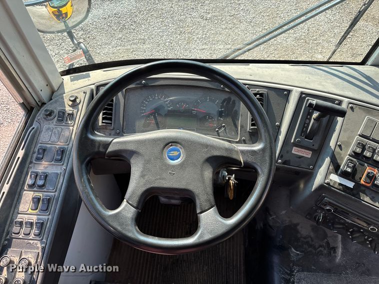 image for item ED2238 2010 Blue Bird All American school bus