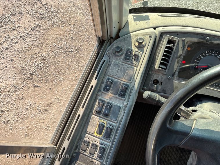 image for item ED2238 2010 Blue Bird All American school bus