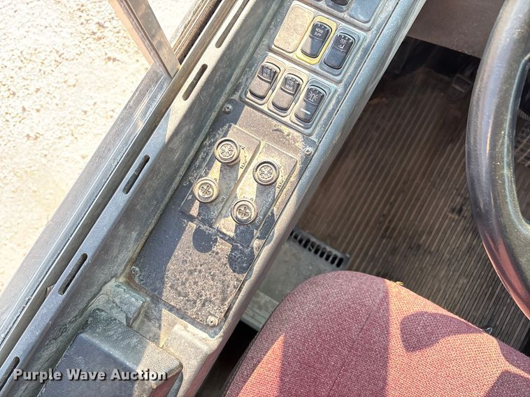 image for item ED2238 2010 Blue Bird All American school bus