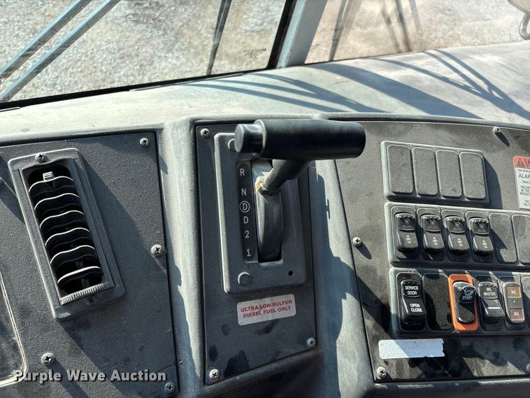 image for item ED2238 2010 Blue Bird All American school bus