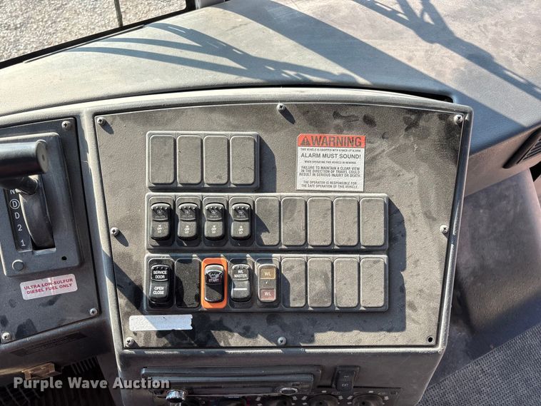 image for item ED2238 2010 Blue Bird All American school bus