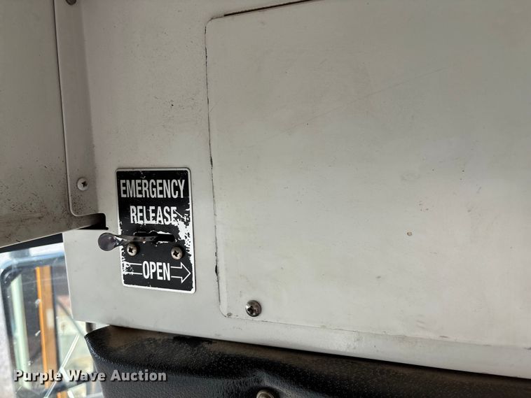 image for item ED2238 2010 Blue Bird All American school bus