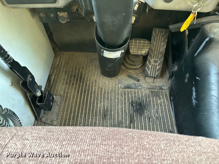 image for item ED2240 2008 Blue Bird All American school bus