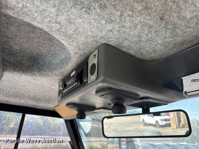 image for item EF2163 2009 Elgin Pelican NP street sweeper