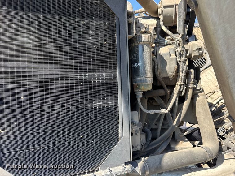 image for item EF2163 2009 Elgin Pelican NP street sweeper