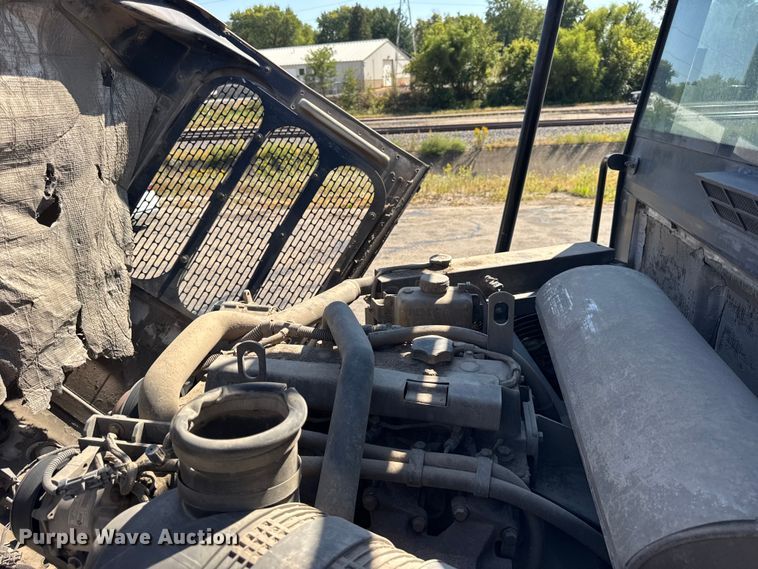 image for item EF2163 2009 Elgin Pelican NP street sweeper