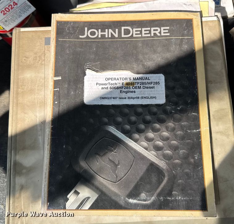 image for item EF2163 2009 Elgin Pelican NP street sweeper