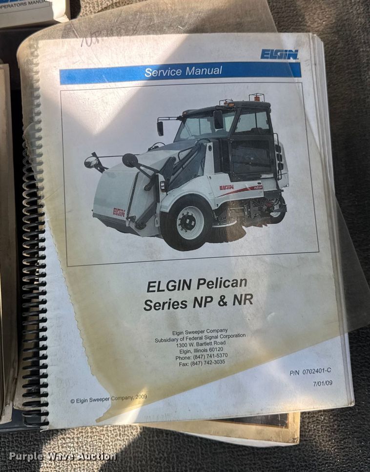 image for item EF2163 2009 Elgin Pelican NP street sweeper