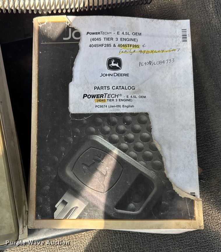 image for item EF2163 2009 Elgin Pelican NP street sweeper