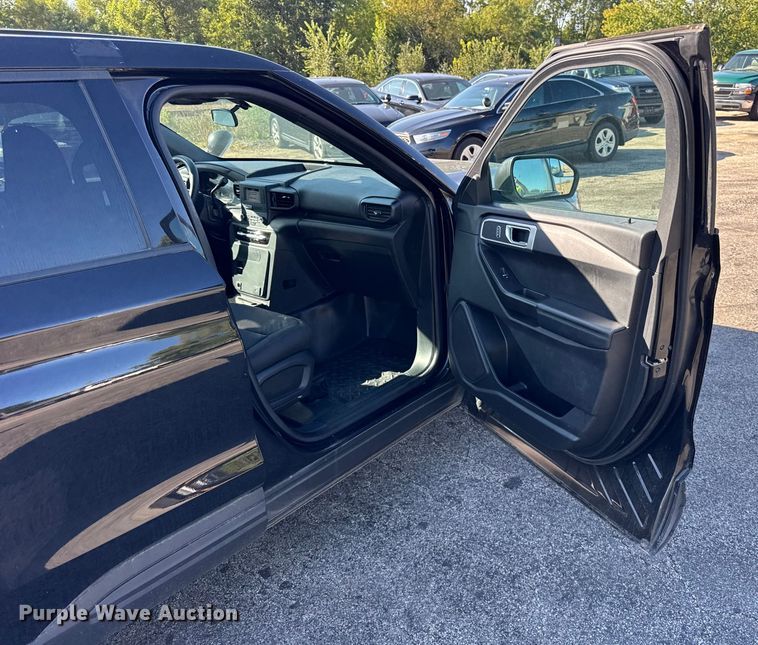 image for item EF2165 2020 Ford Explorer Police Interceptor SUV