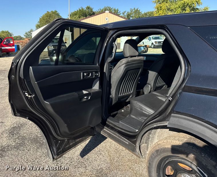 image for item EF2165 2020 Ford Explorer Police Interceptor SUV
