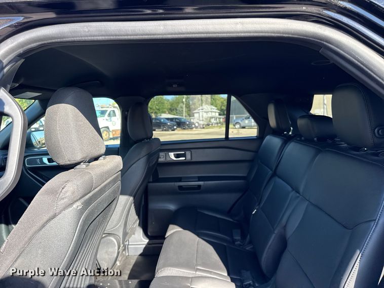 image for item EF2165 2020 Ford Explorer Police Interceptor SUV
