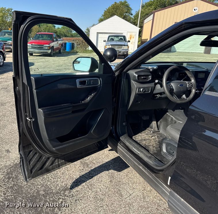 image for item EF2166 2020 Ford Explorer Police Interceptor SUV