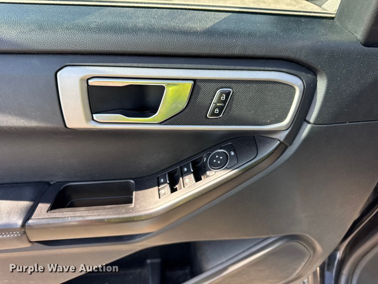 image for item EF2166 2020 Ford Explorer Police Interceptor SUV