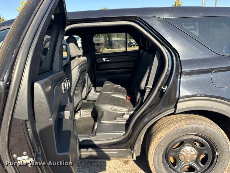 image for item EF2166 2020 Ford Explorer Police Interceptor SUV