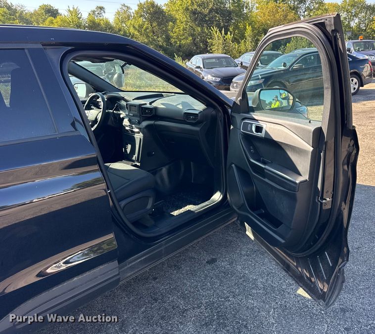 image for item EF2166 2020 Ford Explorer Police Interceptor SUV