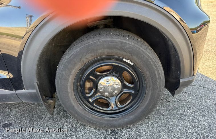 image for item EF2166 2020 Ford Explorer Police Interceptor SUV