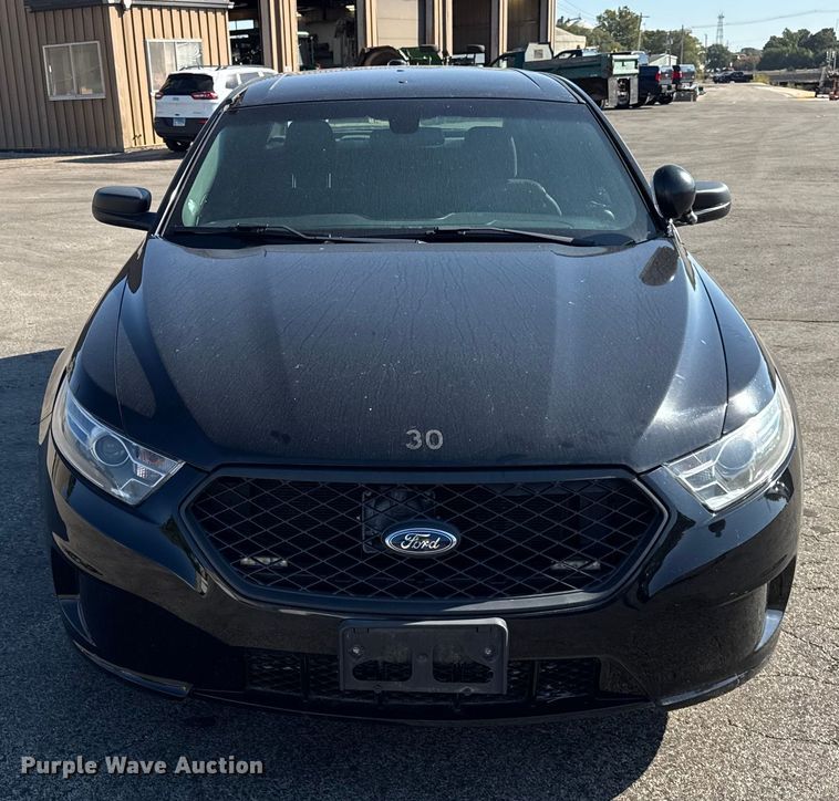 image for item EF2168 2016 Ford Taurus Police Interceptor 