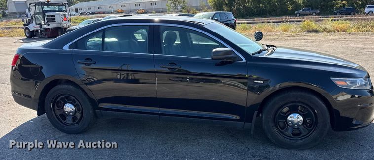 image for item EF2168 2016 Ford Taurus Police Interceptor 
