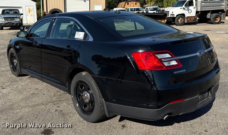 image for item EF2168 2016 Ford Taurus Police Interceptor 