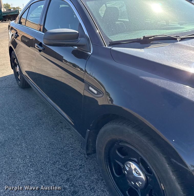 image for item EF2168 2016 Ford Taurus Police Interceptor 