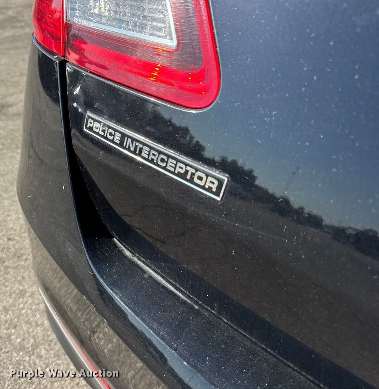 image for item EF2168 2016 Ford Taurus Police Interceptor 