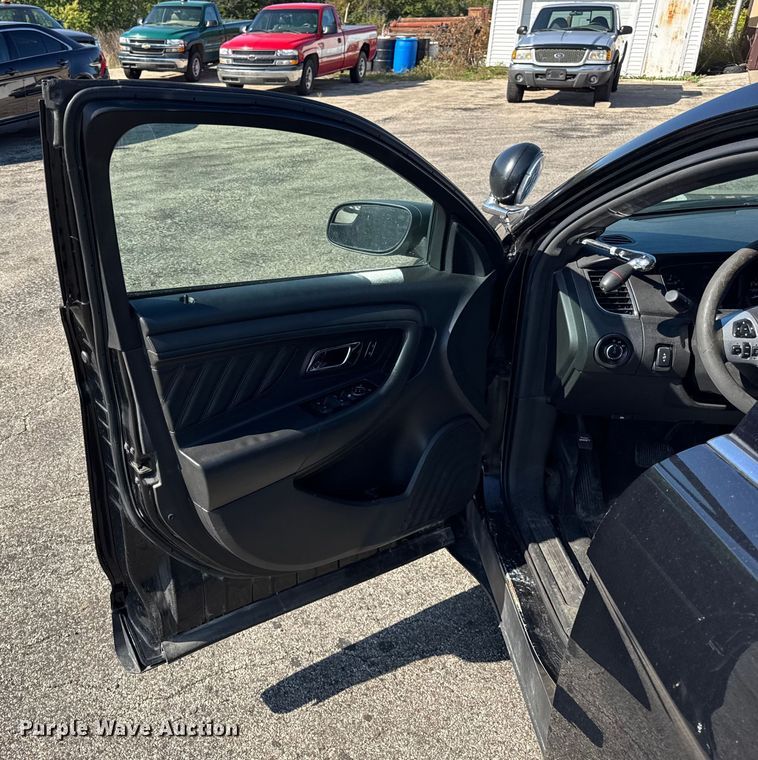 image for item EF2168 2016 Ford Taurus Police Interceptor 