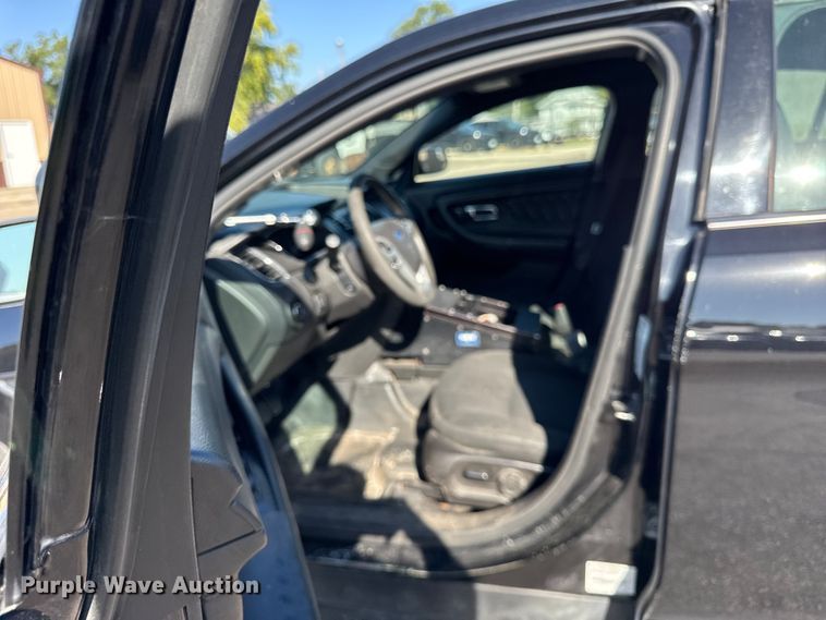 image for item EF2168 2016 Ford Taurus Police Interceptor 