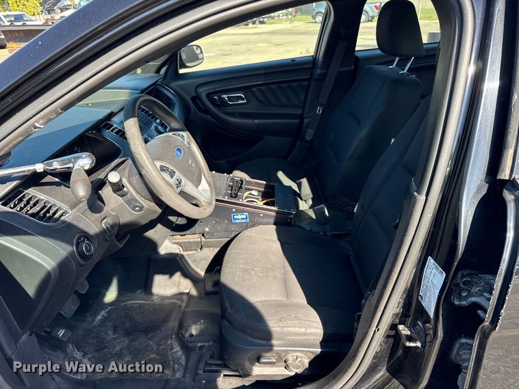 image for item EF2168 2016 Ford Taurus Police Interceptor 
