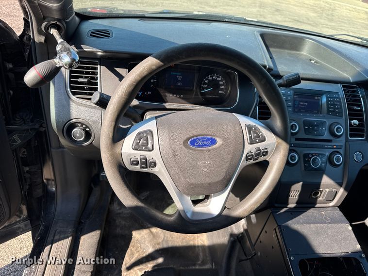 image for item EF2168 2016 Ford Taurus Police Interceptor 