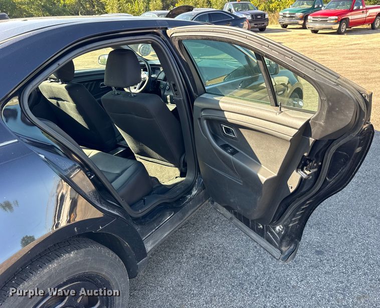 image for item EF2168 2016 Ford Taurus Police Interceptor 