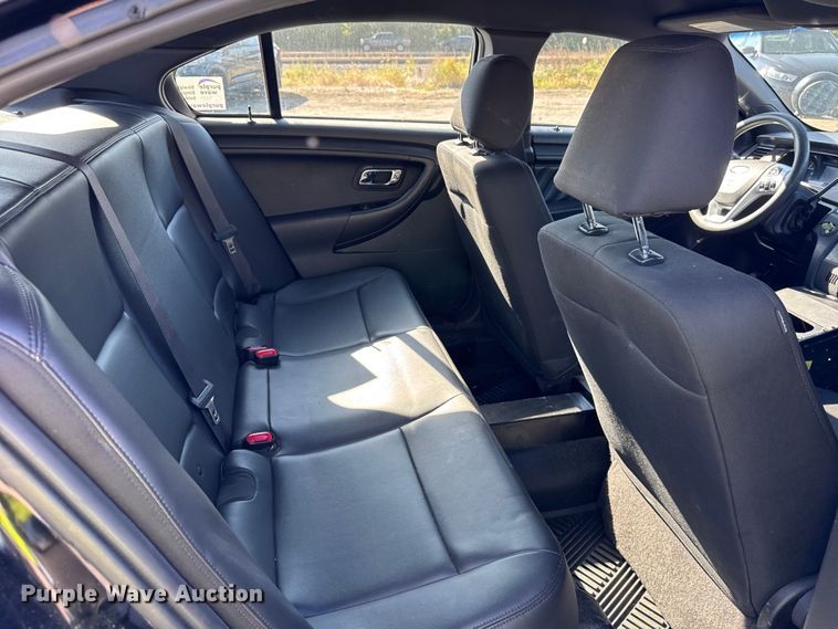 image for item EF2168 2016 Ford Taurus Police Interceptor 