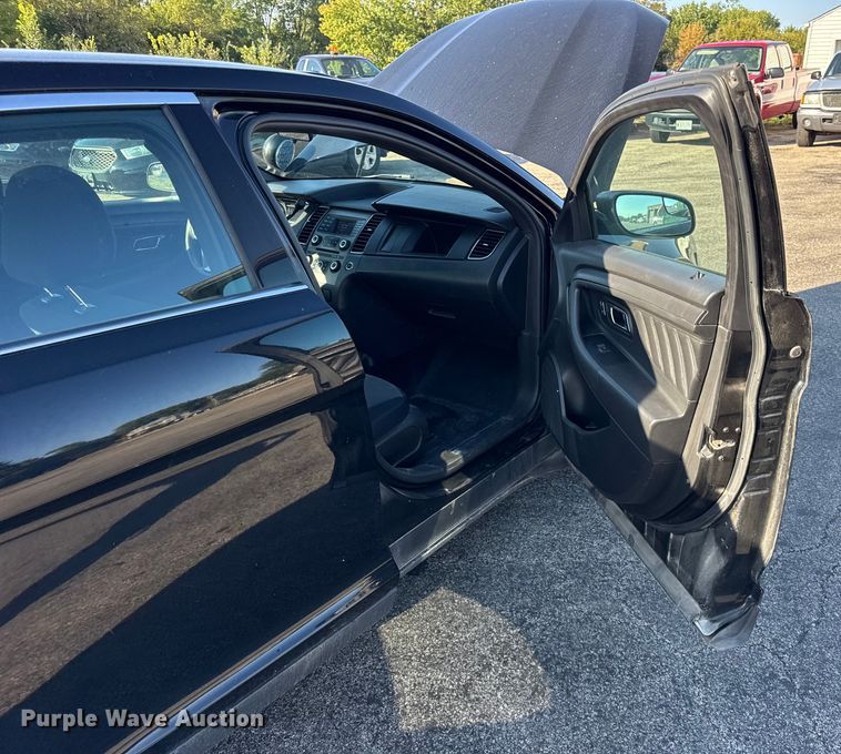 image for item EF2169 2013 Ford Taurus Police Interceptor 