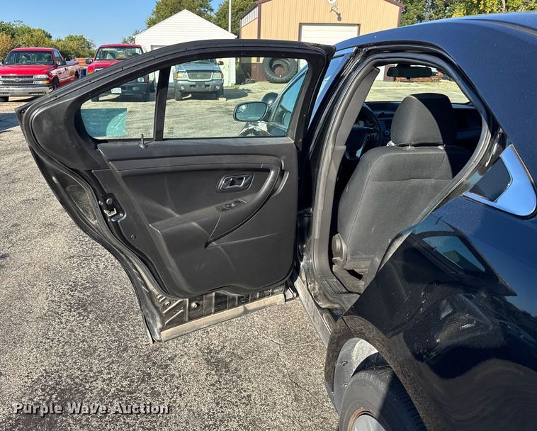 image for item EF2169 2013 Ford Taurus Police Interceptor 