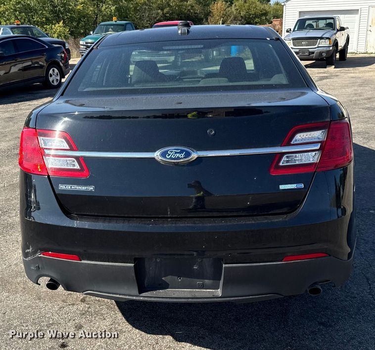 image for item EF2170 2016 Ford Taurus Police Interceptor 