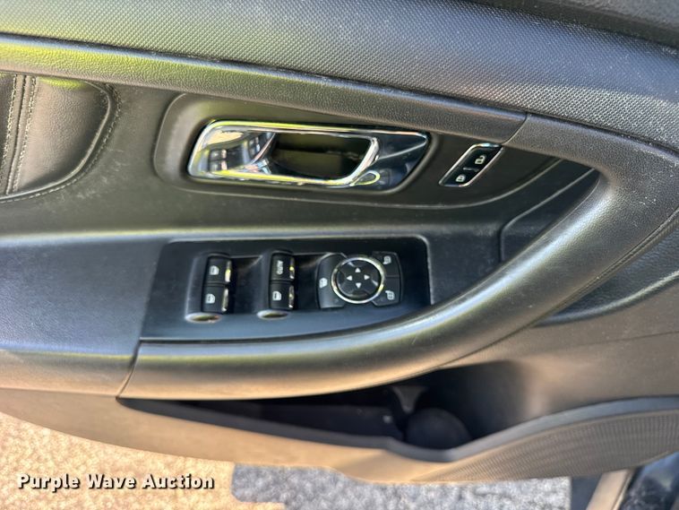 image for item EF2170 2016 Ford Taurus Police Interceptor 