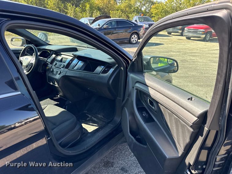 image for item EF2170 2016 Ford Taurus Police Interceptor 